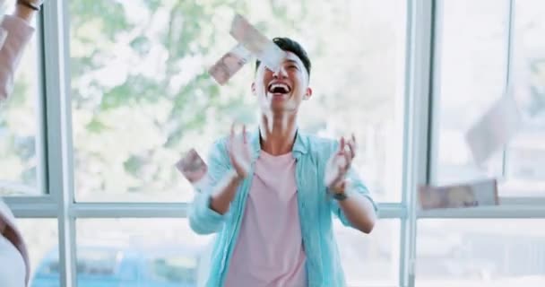 Cash Money Rain Business People Wow High Five Applause Bonus — Stockvideo