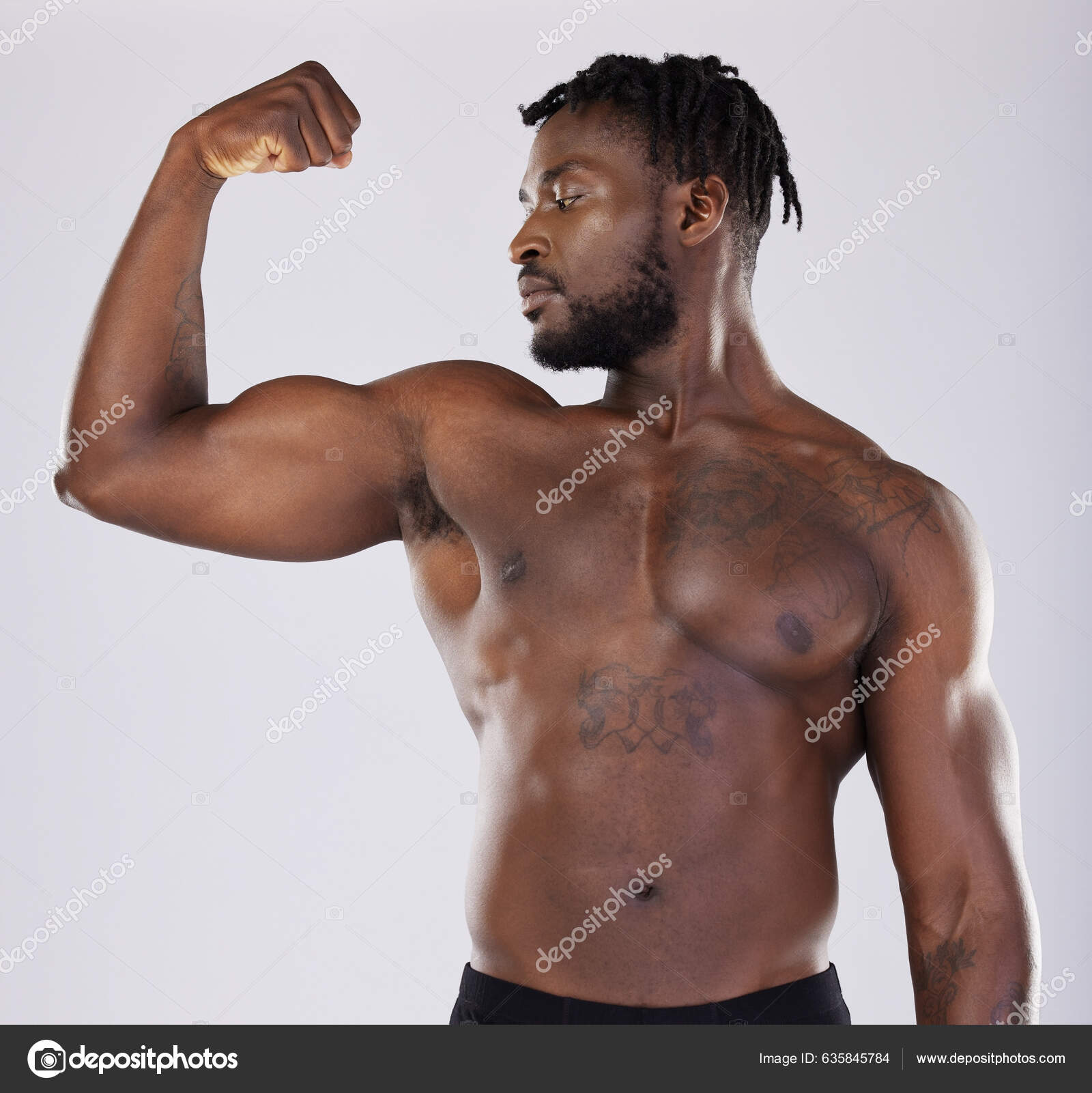 https://st5.depositphotos.com/62628780/63584/i/1600/depositphotos_635845784-stock-photo-black-man-fitness-flex-muscle.jpg