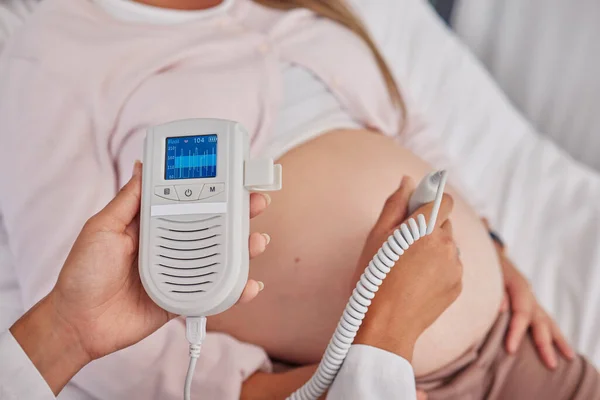 Pregnant Woman Doctor Hands Heart Monitor Baby Healthcare Medical Support — Foto de Stock