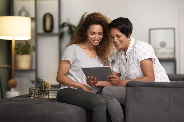 Its Joy Have Great Lady Young Lesbian Couple Using Tablet — Stok fotoğraf