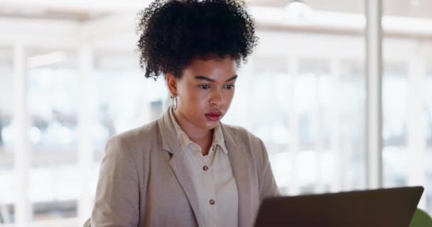 Mental Health Stress Black Woman Headache Laptop Working Report Project — Vídeo de Stock