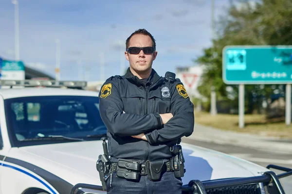 Trust Keep City Safe Cropped Portrait Handsome Young Policeman Standing — Fotografia de Stock