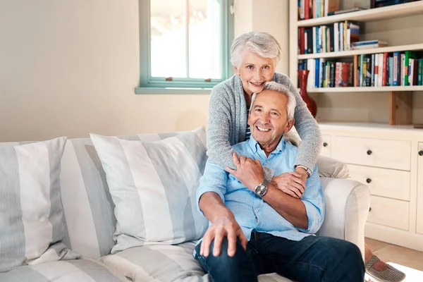 Home Setting Our Happily Ever Senior Couple Spending Quality Time — 스톡 사진