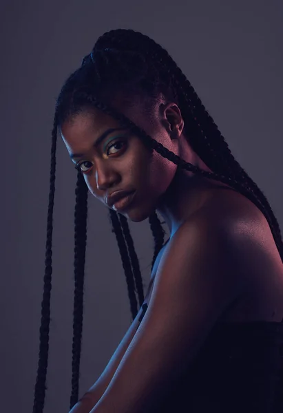 Beauty Makeup Portrait Black Woman Studio Braids Cosmetic Natural Face — Zdjęcie stockowe