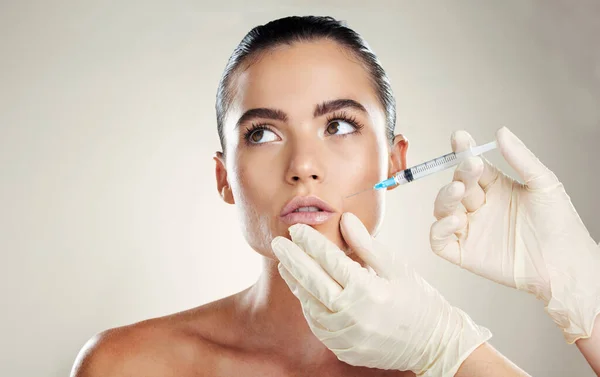 Skincare Aesthetic Beauty Woman Injection Lips Healthcare Professional Aging Treatment — Stock Photo, Image