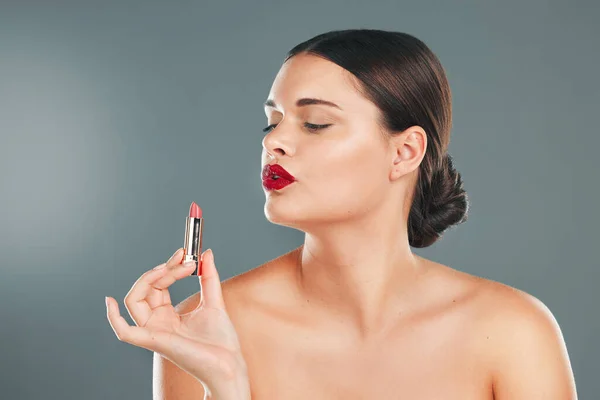 Lipstick Woman Makeup Studio Skincare Cosmetics Aesthetics Young Model Face — 图库照片