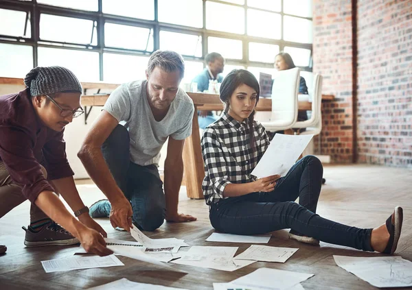 Work Gets Done Together Team Entrepreneurs Collaborating Sitting Floor Modern — Foto Stock