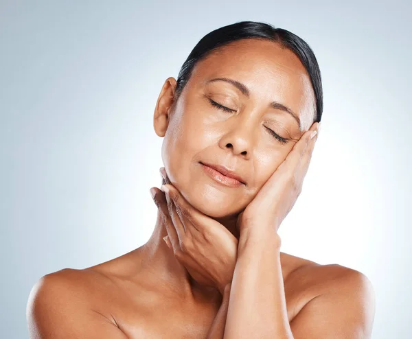 Spa Beauty Senior Black Woman Skincare Healthy Glow Body Care — Fotografia de Stock