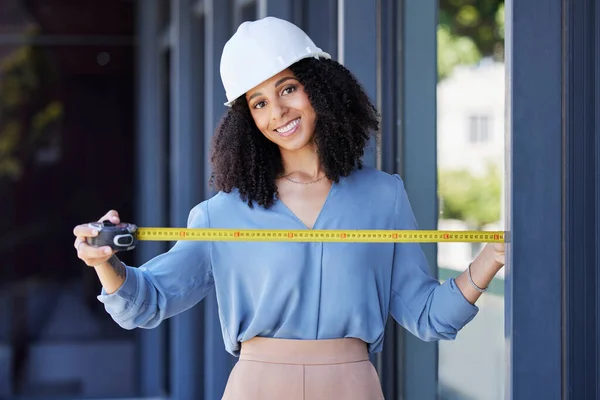 Construction Worker Happy Portrait Black Woman Tape Measure Architecture Building — Stockfoto
