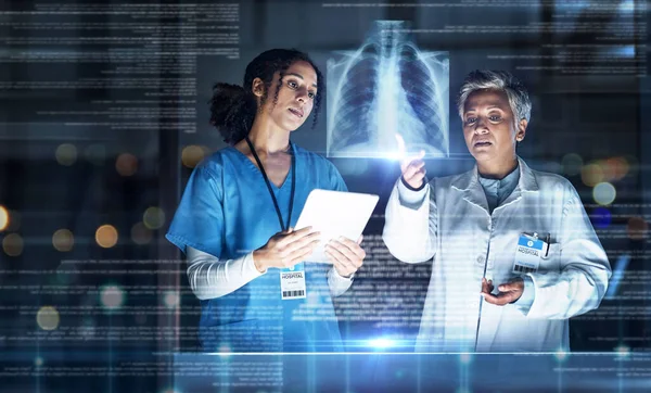 Doctors Healthcare Tablet Abstract Lungs Tuberculosis Cancer Heart Analytics Night — Foto de Stock