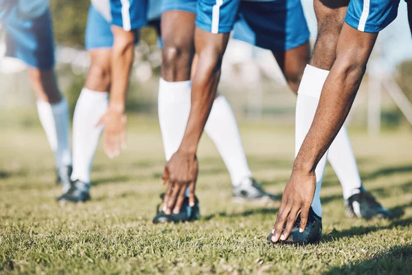 Man Soccer Players Stretching Legs Sports Game Match Start Outdoor — Stock fotografie