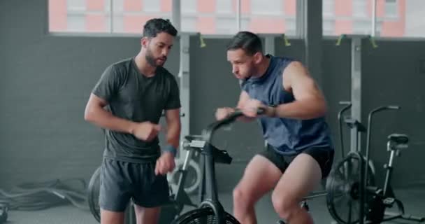 Personal Trainer Fitness Exercise Bike Man Athlete Gym Cardio Endurance — Stock video