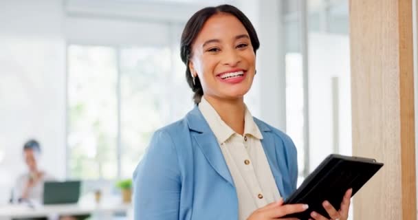 Business Woman Tablet Portrait Digital Software Developer Employee Office Tech — 图库视频影像