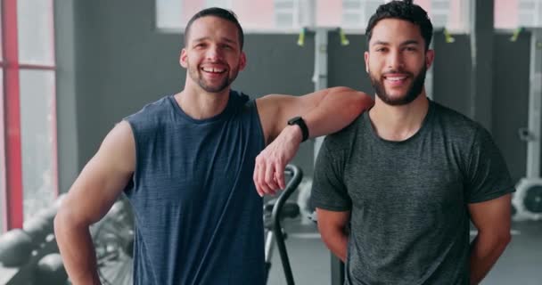 Przyjaciele Fitness Mężczyźni Portret Ćwiczeń Treningu Szkolenia Wsparcia Lub Motywacji — Wideo stockowe