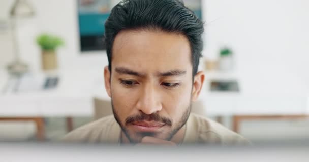 Asian Man Face Thinking Idea Computer Planning Brainstorming Success Programming — Stock video