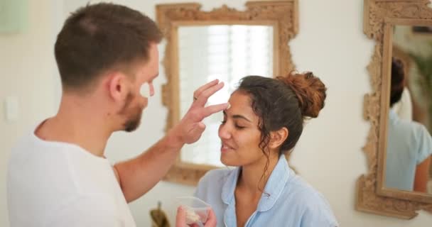 Skin Care Face Mask Couple Home Bathroom Love Help Support — Vídeo de stock