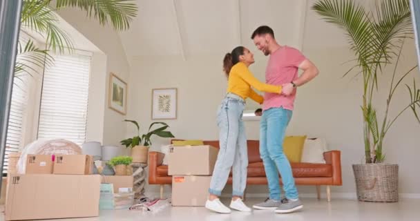 Real Estate Moving Couple Dance New Home Apartment Property Celebration — Vídeo de stock