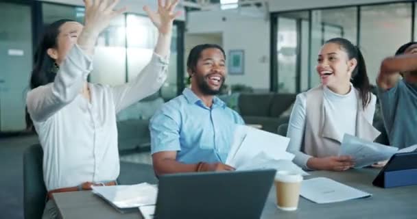 Business Diversity Winner Throw Paper Celebration Sales Target Winning Group — Video
