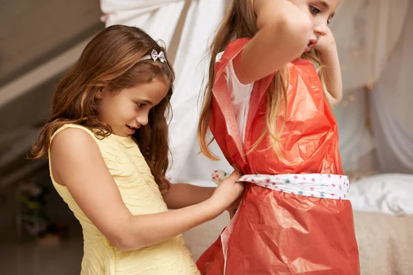 Sisters Make Best Friends Two Little Girls Having Fun Dressing — Foto Stock