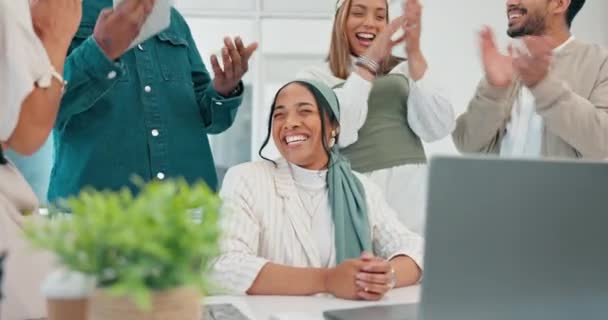 Success Applause Thank You Achievement Woman Office Startup Business Proud — Stock videók