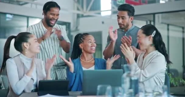Office Team Success Applause Black Woman Employee Celebration Clapping Staff — Vídeos de Stock