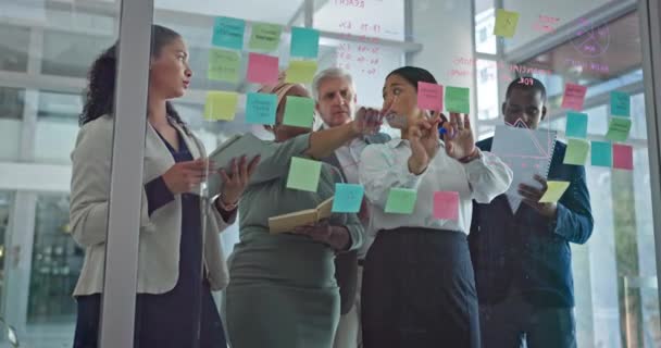Collaboration Brainstorming Team Presentation Ideas Teamwork Startup Sticky Note Glass — Stockvideo