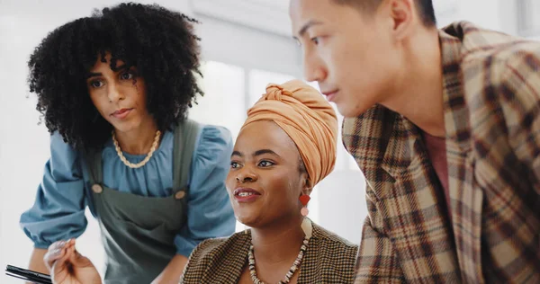 Business People Black Woman Leadership Documents Folder Communication Collaboration Advice — Stock Fotó
