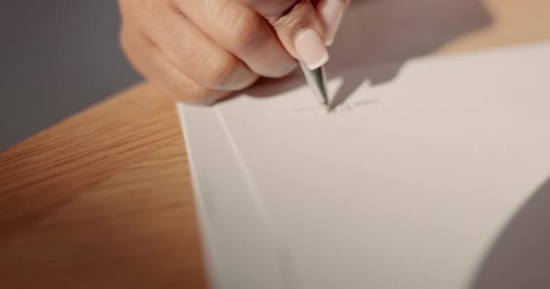 Υπογραφή Σύμβαση Και Χέρι Υπαλλήλου Στυλό Χαρτί Για Συμφωνία Δουλειά — Αρχείο Βίντεο