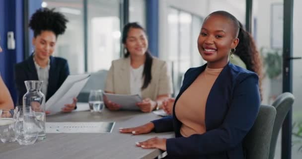 Encontro Feliz Face Uma Mulher Negócios Discussão Para Projeto Corporativo — Vídeo de Stock
