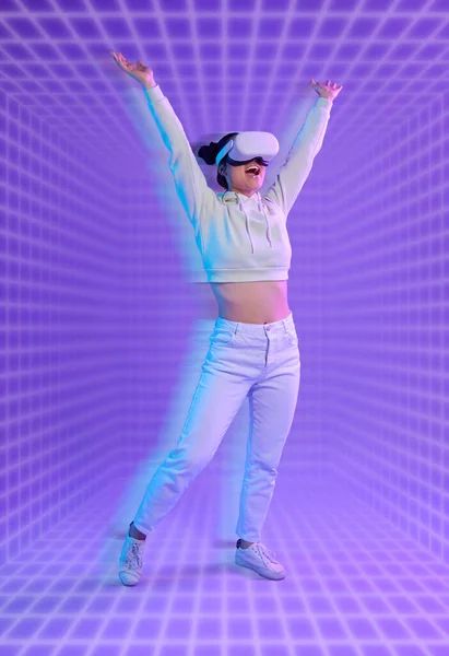 Future Dance Woman Metaverse Purple Background Gaming Cyberpunk Scifi Digital — Stock Fotó