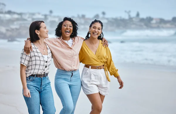 Diversity Friends Beach Hug Walk While Laughing Relax Talking Nature — Stockfoto