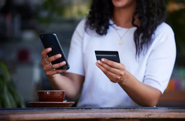 Woman Hands Phone Credit Card Ecommerce Online Shopping Purchase Coffee — Foto Stock