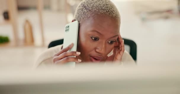 Negócios Mulher Negra Telefonema Para Conexão Comunicação Conversa Escritório Afro — Vídeo de Stock