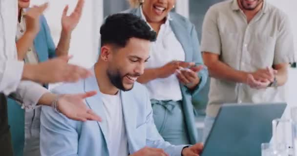 Business Man Laptop Celebration Applause Winning Achievement Congratulations Success Diversity — Stock Video
