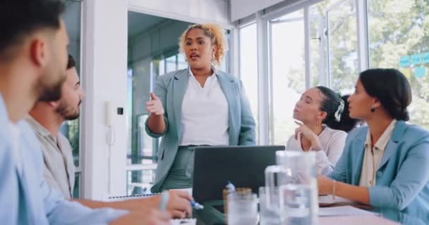 Business Woman Speaker Mentor Office Meeting Strategy Planning Diversity Teamwork — Stockvideo