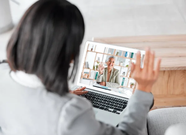 Rozmowa Wideo Fala Zdalna Praca Kobietą Biznesu Pomocą Laptopa Komunikacji — Zdjęcie stockowe