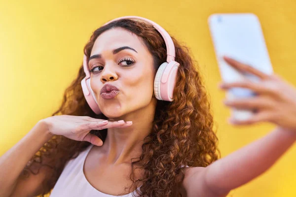 Selfie Black Woman Headphones Listening Music Yellow Wall Background Face — Stock Photo, Image