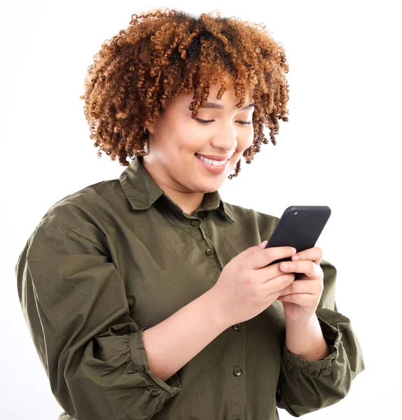 Mulher Negra Conexão Telefônica Estúdio Com Modelo Jovem Aplicativo Redes — Fotografia de Stock