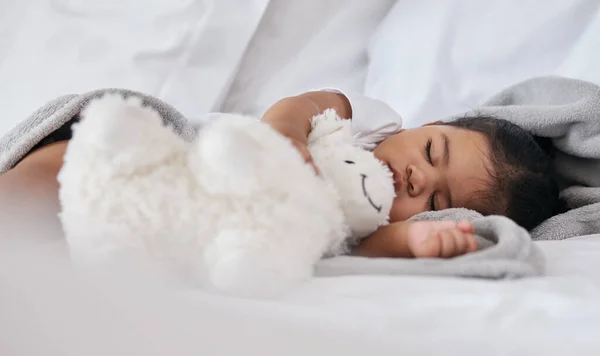 Dormir Ursinho Pelúcia Relaxar Com Bebê Quarto Para Bonito Confortável — Fotografia de Stock