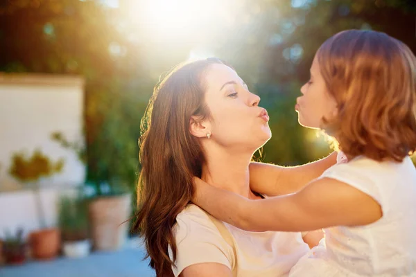 Kissy Face Mother Daughter Spending Quality Time Together — Stock Photo, Image