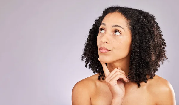 Black Woman Thinking Skincare Studio Ideas Confused Brainstorming Beauty Young — Stock Photo, Image
