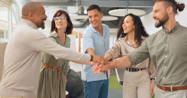 Office Teamwork Happy Employees Huddle Hands Together Excited Startup Team — Stockfoto
