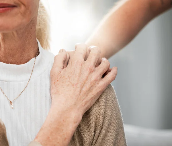 Shoulder Old Woman Nurse Holding Hands Hospital Consulting Medical Test — Stock Photo, Image