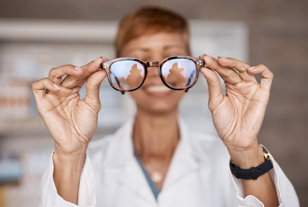 Optometri Händer Och Läkare Med Glasögon Sjukhus Eller Klinik För — Stockfoto