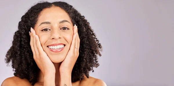 Huidgloed Portret Zwarte Vrouw Met Huidverzorging Met Gezichts Schoonheidsdermatologie Met — Stockfoto