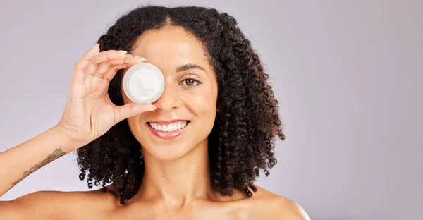 Face Skincare Black Woman Cream Container Studio Isolated Gray Background — Stock Photo, Image