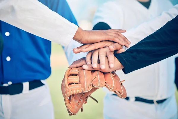 Ruce Dohromady Baseballový Tým Sportovní Komunitní Podpora Softbalové Skupiny Venku — Stock fotografie