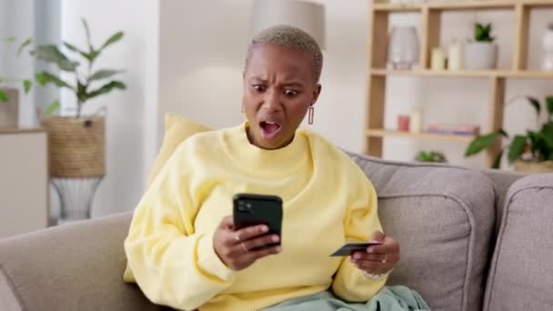 Black Woman Payment Problem Shock Credit Card Transaction Fail Commerce — Stock Video