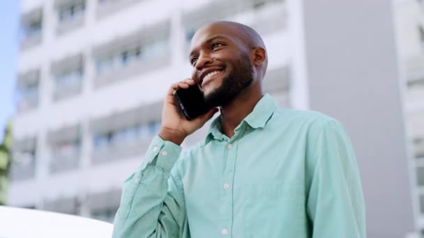 Llamada Telefónica Ciudad Hombre Negro Hablando Redes Comunicación Línea Para — Vídeo de stock