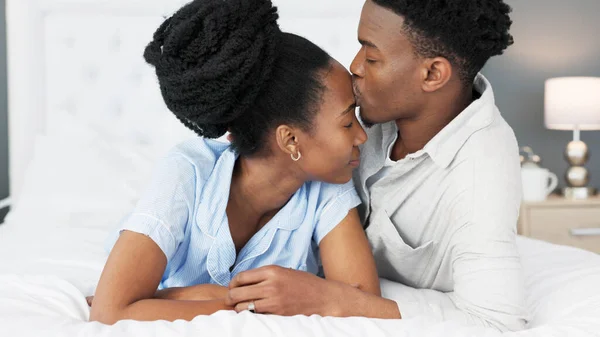 Love Support Trust Black Couple Sharing Special Bond Communication While — Stock Photo, Image